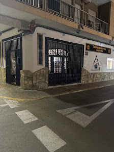 Las Delicias de Isa Gastrobar Carrer la Pau, 72, bajo 2, 46180 Benaguasil, Valencia, Spain