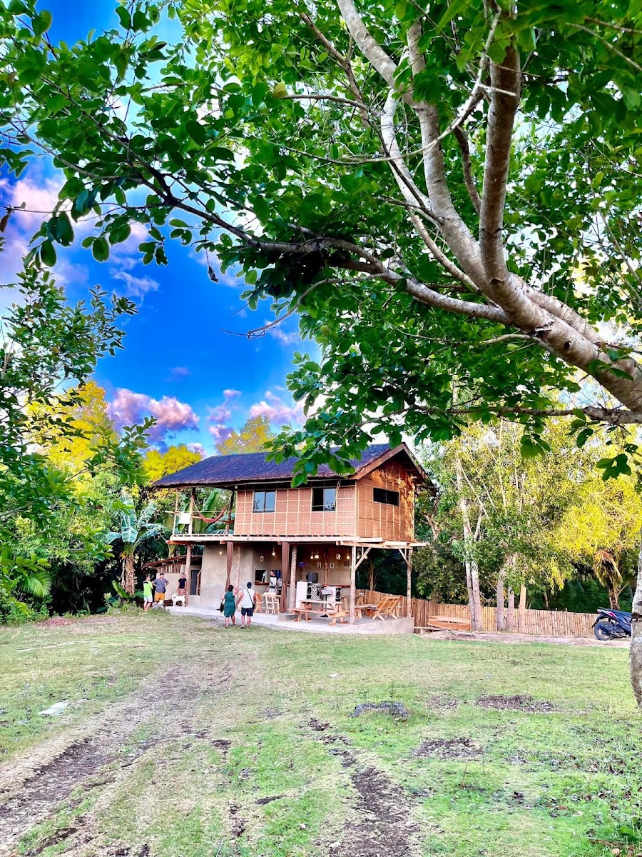 Firefly Treehouse — photo 1