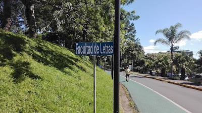 Photos of Facultad de Letras
