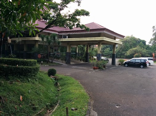 Cokro Kembang Restaurant Hotel Desa Wisata TMII, Author: mulyadi bm