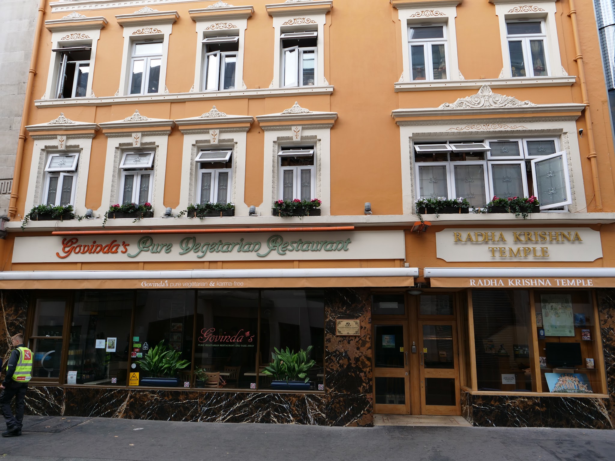 ISKCON London Radha-Krishna Temple - Priests & Officiants - photo 1