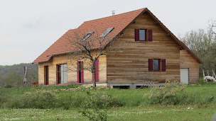 Photo n°2 de Bergeal SAS à Meyssac (Société de fabrication d'escaliers)