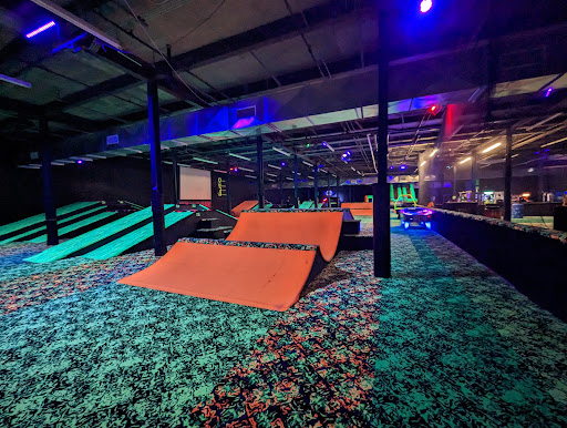 Fun Slides Carpet Skatepark and Party Center - Thumbnail