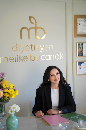 Diyetisyen Melike Bacanak