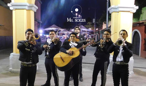 Mariachi en La Unidad Santa fe