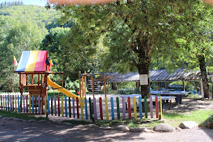 Photo n°40 de Camping Chantemerle à Bédouès-Cocurès (Supérette)