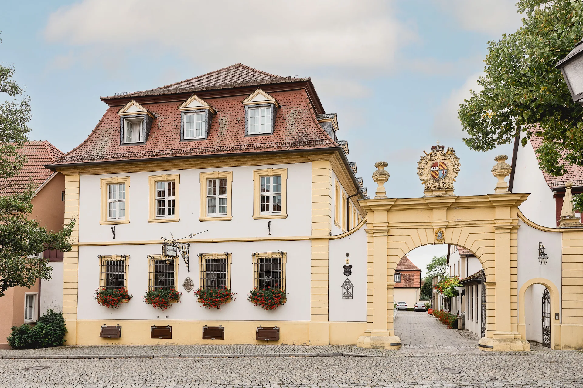 Zehntkeller Iphofen - Romantik Hotel & Weingut
