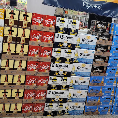 Central Market by null