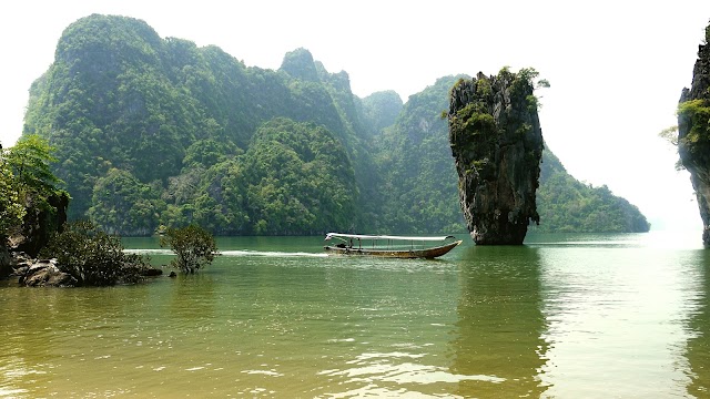 James Bond Island