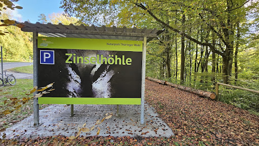 Parkplatz und Geopark-Infopunkt Zinselhöhle