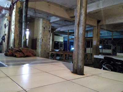 Photos of Terminal Laladon