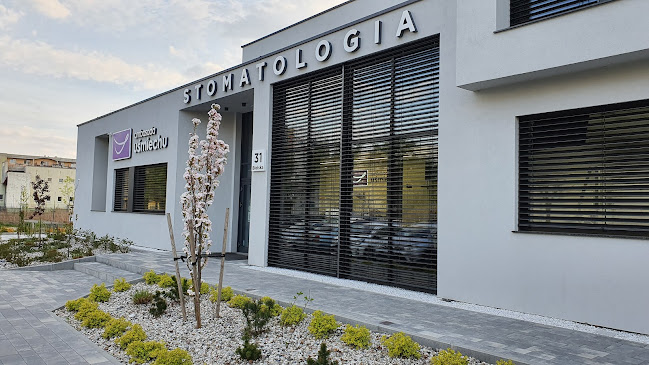 Comentarii opinii despre Ambasada Uśmiechu - Trzecie zęby w 1 dzień na implantach, Ortodonta Opole, Licówki Opole, Stomatolog Opole