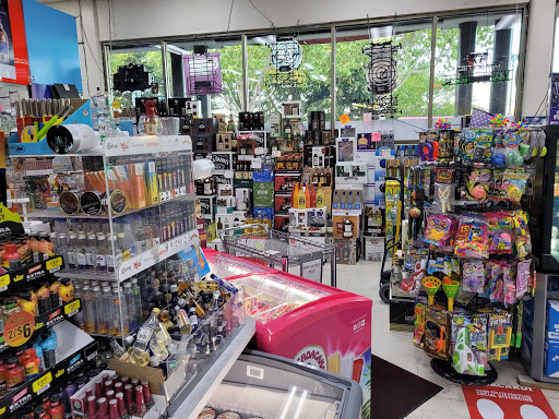 Davis Plaza Market - Thumbnail