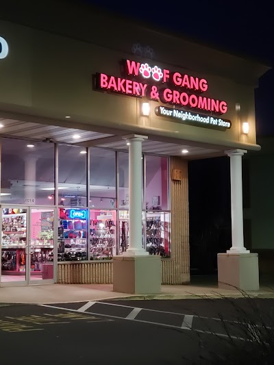 Woof Gang Bakery & Grooming Aberdeen