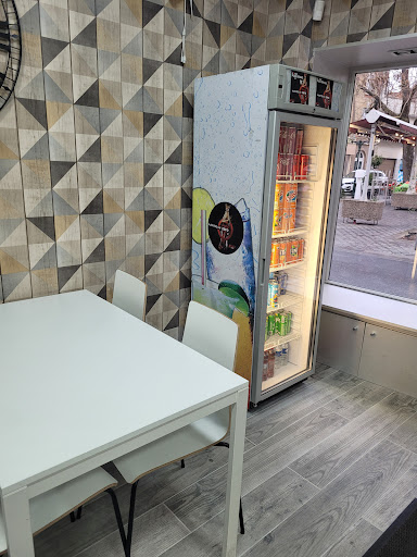 Photo 3 - Burger & Co