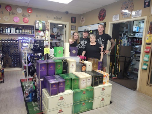 Sam's Package Store - Visual