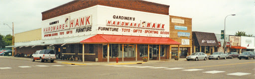 Gardiner's Hardware - Visual