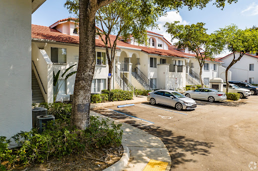 Pinebrook Pointe - Visual