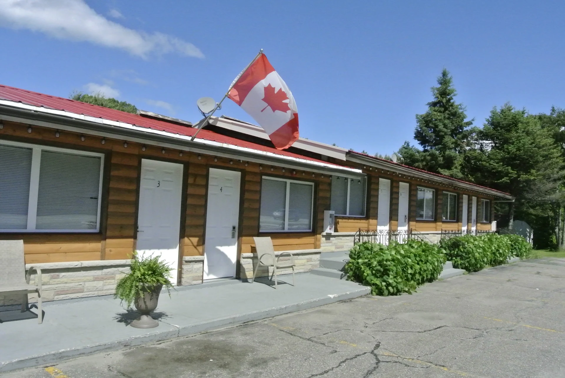 Gold Pine Inn Motel