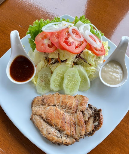 Steak Loong Yai & Crepes A Day (Maenam)