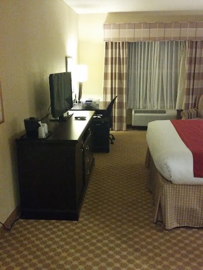 Photos of Country Inn & Suites by Radisson, Tuscaloosa, AL