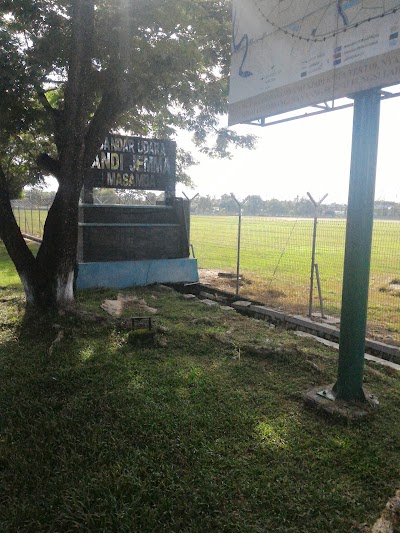 Photos of Bandara Andi Djemma