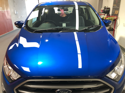 3M Powershine Exterior Paint restoration Treatment on Ford Ecosport.