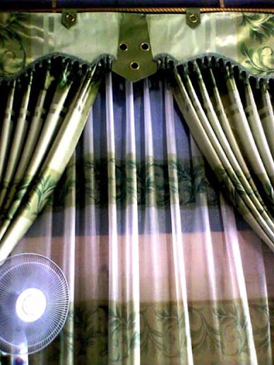 Photos of AbwQ Design Window Fashion Art ( Gordyn )