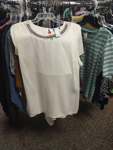 Clothing Carousel - Thumbnail