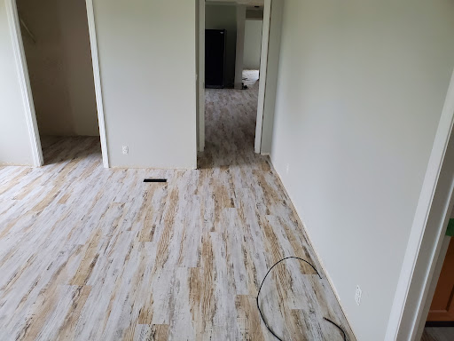 Kyle The Floor Guy - Thumbnail