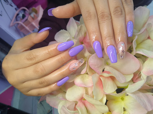 Nails & lashes Butterfly - Thumbnail