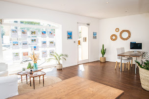 Photo n°6 de IMMOBILIERE CÔTÉ MER à Marseille (Agence immobilière)