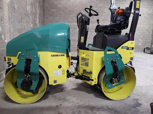 Photo n°4 de SVR Location à Saint-Cyr-sur-Mer (Magasin d'outillage)