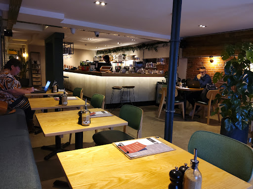 BEAR - Uttoxeter - Visual
