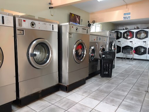 Caribbean Laundromat, Author: ervin lopez