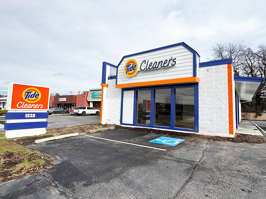 Boise Laundry Co facility with washing machines in Boise