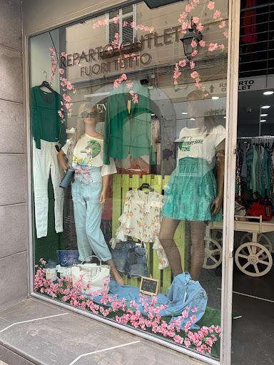 Snob Store - Visual