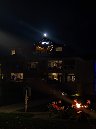 Vista Lounge - Thumbnail