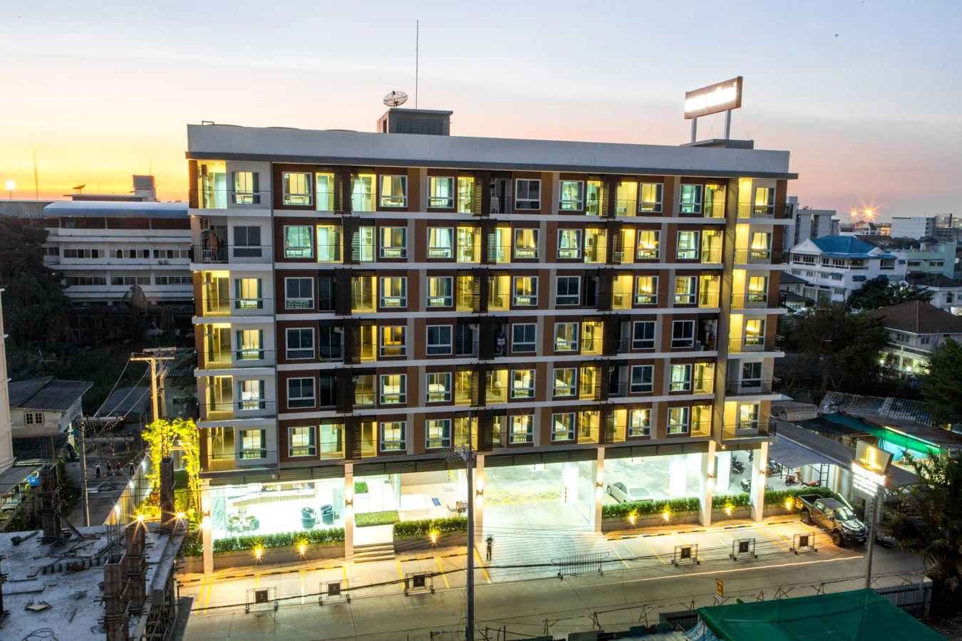 Thongchen Residence