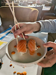 Photo n°51 de Rosa Louise à Lannion (Sushi à emporter)