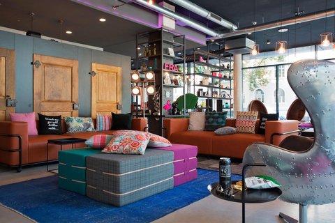 Moxy Frankfurt East by null
