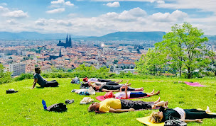 Photo n°11 de Dharma Yoga Et Dharma Détente Massage à Clermont-Ferrand (Professeur de yoga)