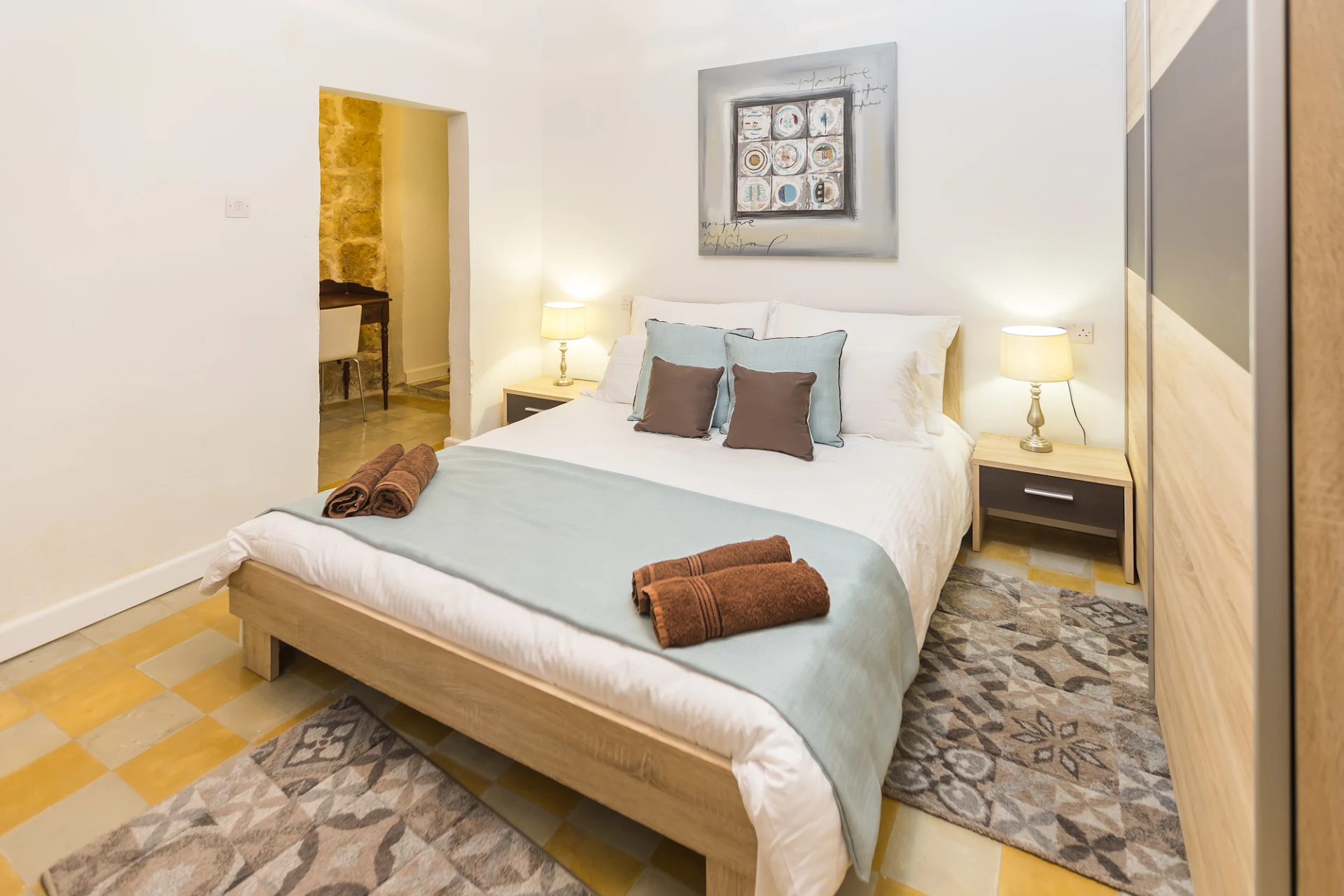 The Flores Collection - SENGLEA