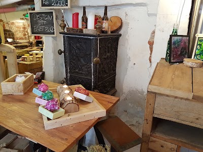 Photos of Wood & Paintings