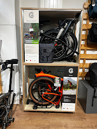 Photo n°64 de Cyclable Lyon 6 à Lyon (Magasin de réparation de vélos)