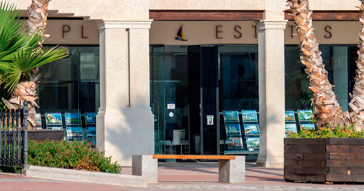 PLAZA ESTATES
