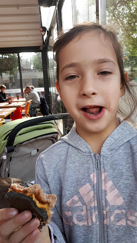 TuttoBene Pizzeria & Fast Food - Restoran
