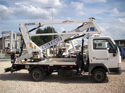 Lisandri Group - Visual
