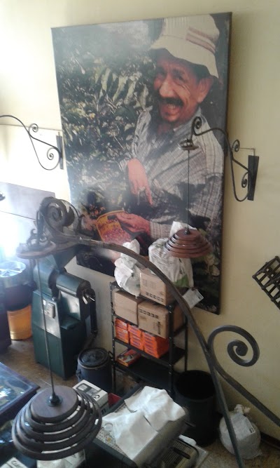 Photos of Caf&eacute; Tales