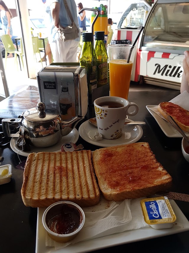 Pizzeria Heladería El Paseo